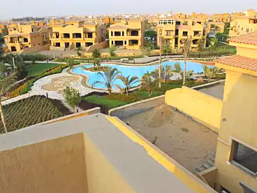 فلل للبيع في كمبوند لينا سبرينجز، كمبوند بالتجمع الخامس، 450 متر