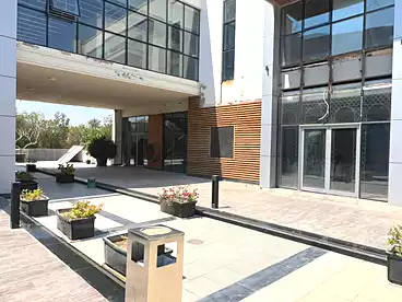 For rent in Atrium Plaza Mall - Dorra, Compounds in Sheikh Zayed, 200 sqm