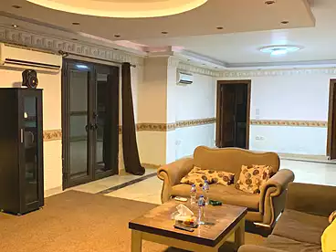 عقارات للبيع في شارع البستان، الحي السابع، 250 متر