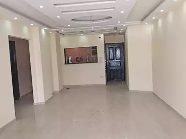 مكاتب للإيجار في شارع كارفور الرئيسي، زهراء المعادي، 175 متر