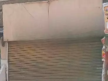 تجاري للإيجار في شارع العشرين، فيصل، 25 متر
