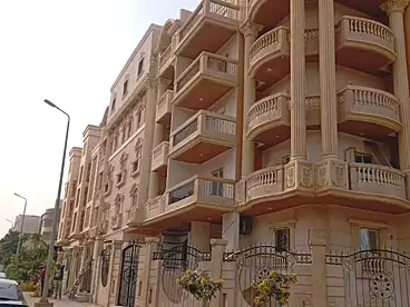في الأندلس 1، الأندلس، 190 متر