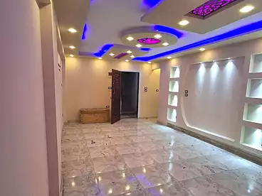شقق للبيع في الفلكي، السيوف، 100 متر