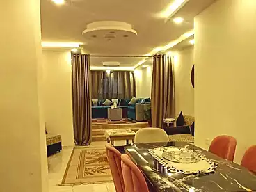 شاليهات للبيع في شارع ابراهيم عثمان، البيطاش، 140 متر