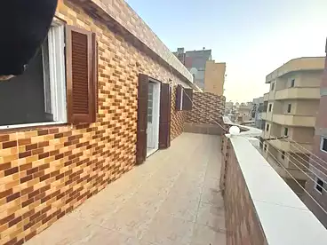 روف للبيع في شارع الخلفاء الراشدين، الهانوفيل، 170 متر