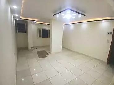 شقق للبيع في شارع ابراهيم عثمان، البيطاش، 100 متر