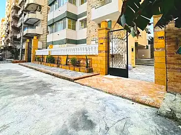 Separate Villa For sale in Shatee El Nakheel, Al Agamy, 324 sqm
