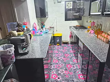 Apartments For sale in Gamal Abd El Naser St., Gisr Al Suez, 175 sqm