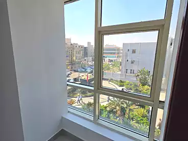 Medical For rent in Southern 90th St., 90th Street, 39 sqm