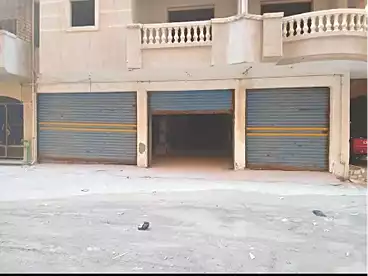 محلات للبيع في بيانكي، البيطاش، 240 متر