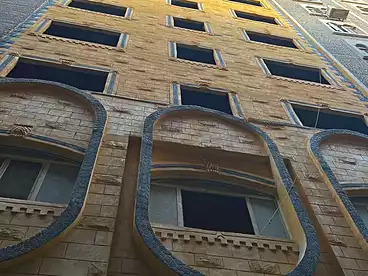 Building For sale in El Talbeya, Faisal, 200 sqm