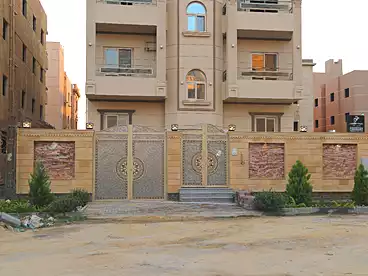 شقق للبيع في حي 2000 قطعة، التوسعات الشمالية، 140 متر