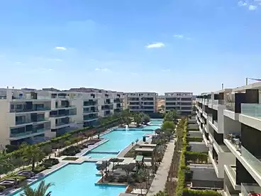 Penthouse For rent in Lake View Residence - El Hazek, Compounds in New Cairo, 350 sqm
