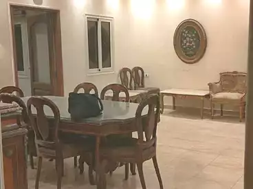 Apartments For sale in Othman Ibn Affan St., Triumph Square, 200 sqm