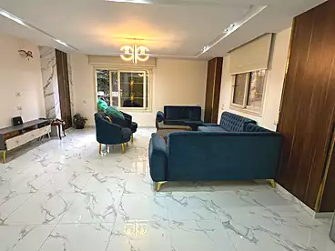 Administrative For sale in Gameat El Dewal El Arbabeya St, El Mohandeseen, 200 sqm