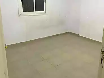Apartments For sale in Al Mahdaoi St, El Mandara, 85 sqm