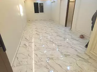 Apartments For sale in Al Mahdaoi St, El Mandara, 100 sqm