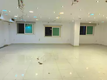 محلات للبيع في شارع جامعة الدول العربية، المهندسين، 360 متر