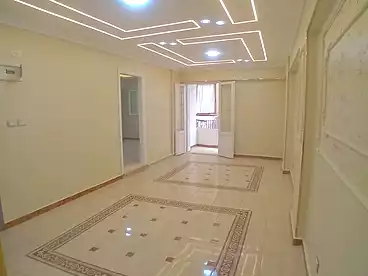 شقق للبيع في شارع خالد بن الوليد، سيدي بشر بحري، 135 متر