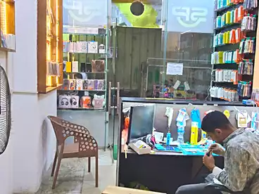 Shops For sale in Gaafar Hasan El Saban St., Kafr Tuhurmos, 28 sqm