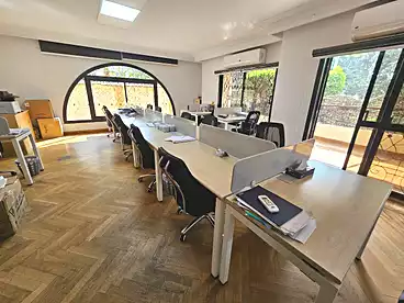 Administrative For rent in Street 20, Sarayat El Maadi, 400 sqm