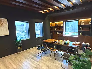 Offices For rent in Northern 90th St., 90th Street, 160 sqm