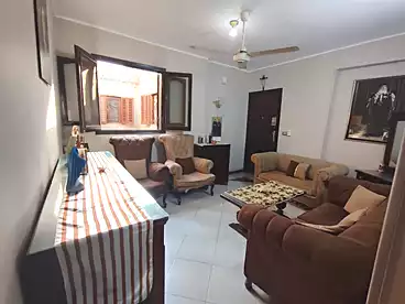 عقارات للبيع في شارع الزهراء، عين شمس الشرقية، 220 متر