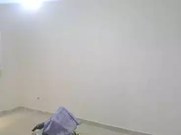 شقق للبيع في البيطاش، العجمي، 100 متر