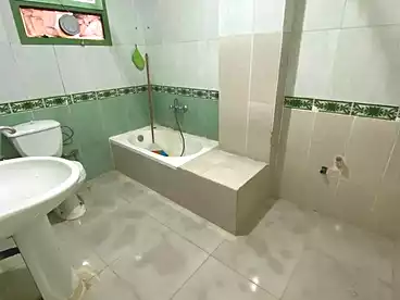 شقق للإيجار في الطوابق، فيصل، 90 متر