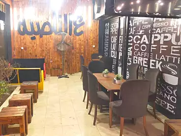 كافية للإيجار في حدائق القبة، القاهرة الكبرى، 500 متر