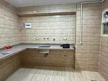 شقق للبيع في شارع محمود العيسوي، سيدي بشر بحري، 170 متر