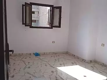 شقق للبيع في الكيلو 21، العجمي، 100 متر