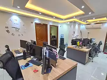 إداري للبيع في شارع جرين، محرم بك، 120 متر