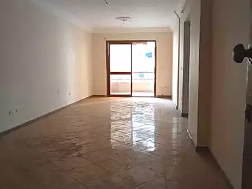 شقق للبيع في شارع محمود العيسوي، سيدي بشر بحري، 130 متر