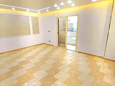 شقق للبيع في شارع ملك حفني، المندرة، 130 متر