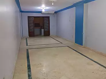 عقارات للإيجار في شارع محمد سيد أحمد، حلوان، 180 متر