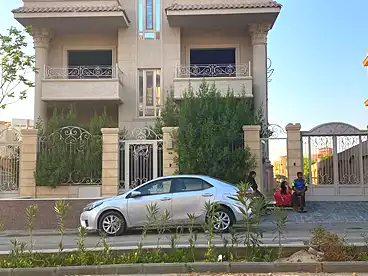 Villas For sale in Neighborhood 2nd, West Somid, 360 sqm
