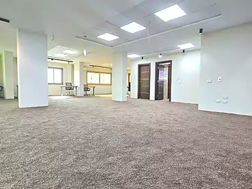 Properties For rent in Street 18, Sarayat El Maadi, 400 sqm