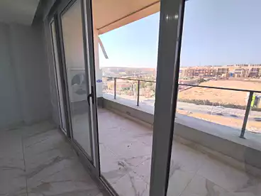 مكاتب للإيجار في جراند جيت - مرشدي جروب، كمبوند بالمعادي، 230 متر