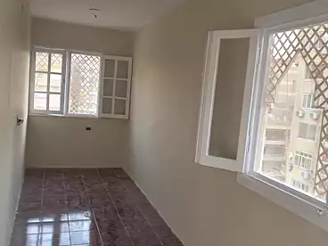Apartments For rent in El Lewaa Saleh Harb St., Seventh District, 200 sqm