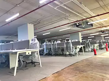 Corporate Branch For rent in Southern 90th St., 90th Street, 6000 sqm