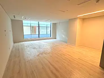 Administrative For rent in Uvenues Compound - El Sewedy, Compounds in New Cairo, 135 sqm