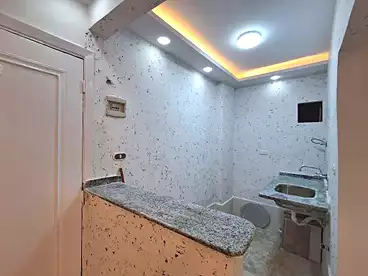 تجاري للإيجار في سيدي بشر، الاسكندرية، 65 متر