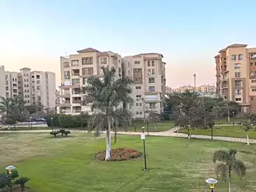For sale in Madinaty - B 3, Third Zone Buildings, 138 sqm