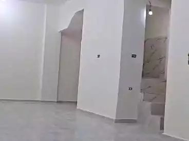 محلات للإيجار في المريوطية، فيصل، 75 متر