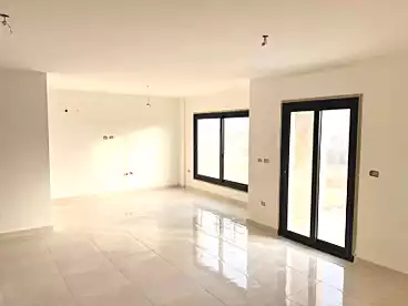 شقق للبيع في كمبوند لو كابيتال سويت لاجونز - بيراميدز، الحي السكني السابع - R7، 84 متر