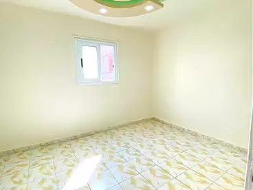 شقق للإيجار في شارع ابراهيم عثمان، البيطاش، 100 متر