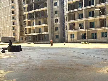 شقق للبيع في كمبوند لو كابيتال سويت لاجونز - بيراميدز، الحي السكني السابع - R7، 100 متر