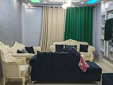 شقق للبيع في شارع المجزر الالي، اللبيني، 170 متر