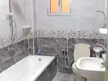 عقارات للإيجار في شارع أحمد عصمت، عين شمس، 140 متر